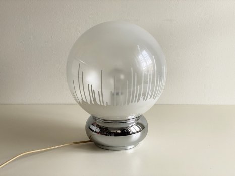 LAMPADA DA TAVOLO SFERA VETRO SATINATO