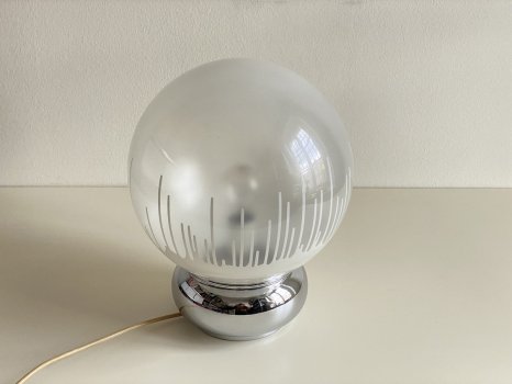 LAMPADA DA TAVOLO SFERA VETRO SATINATO